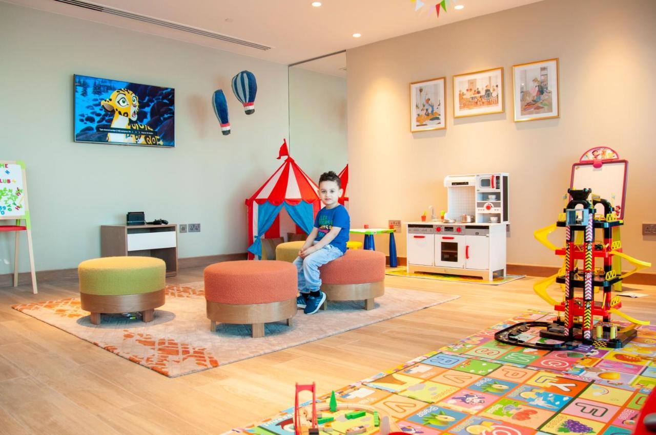 Holiday Inn & Suites Dubai Festival City