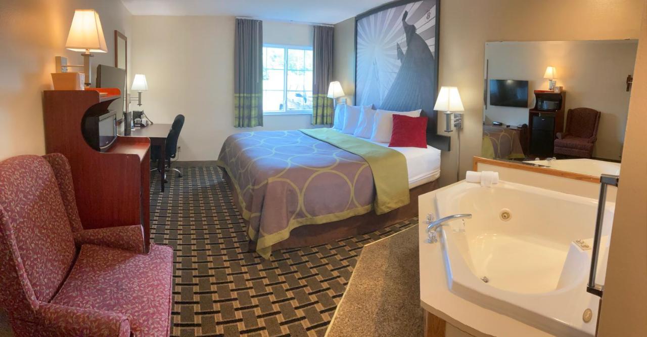 Super 8 by Wyndham Chisago City em Chisago-city