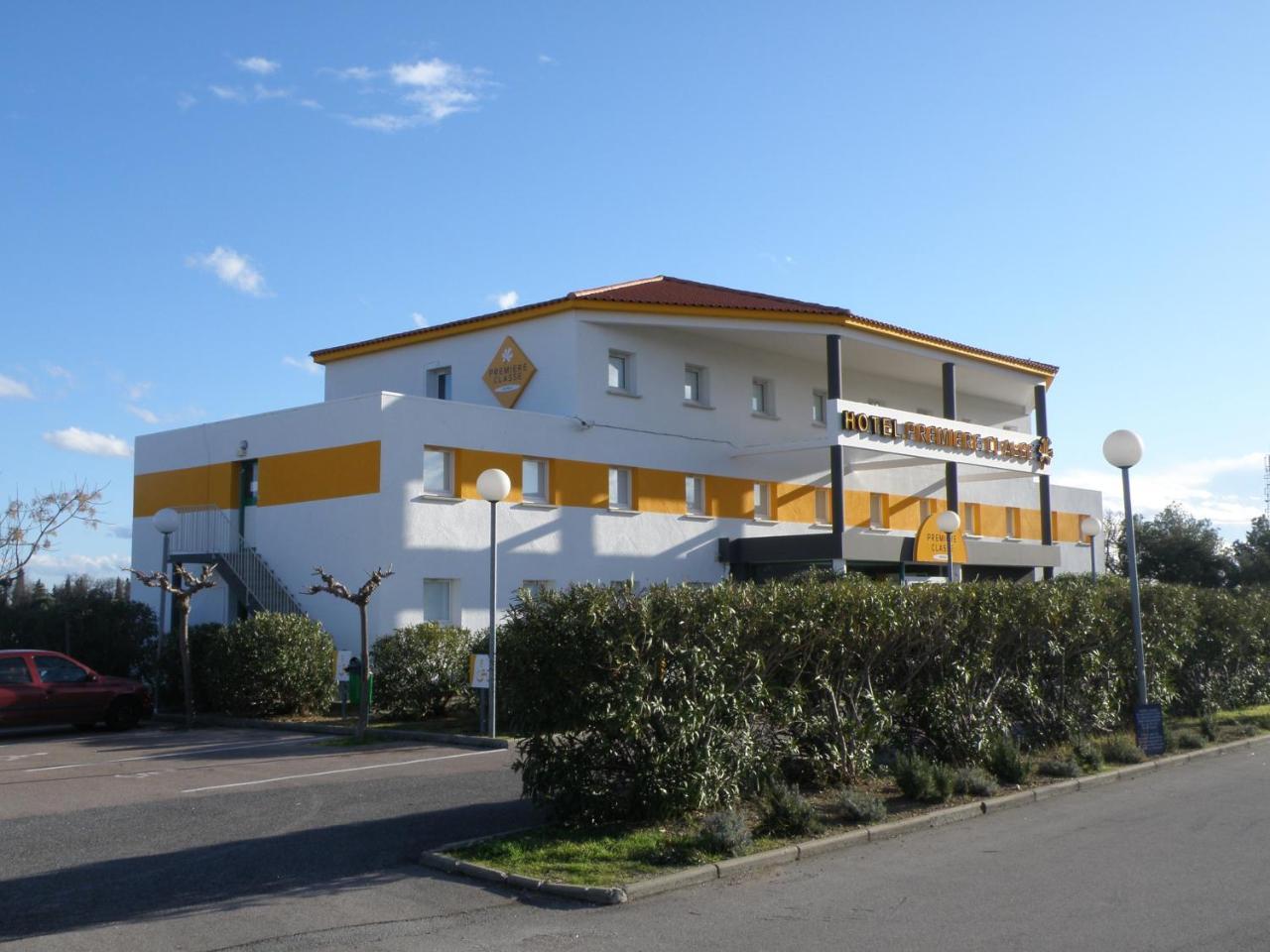 Premiere Classe Perpignan Nord à Rivesaltes