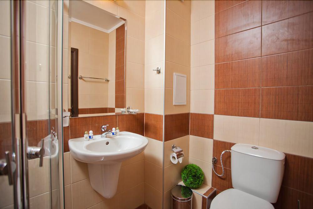 Harmony Suites 2 & 3