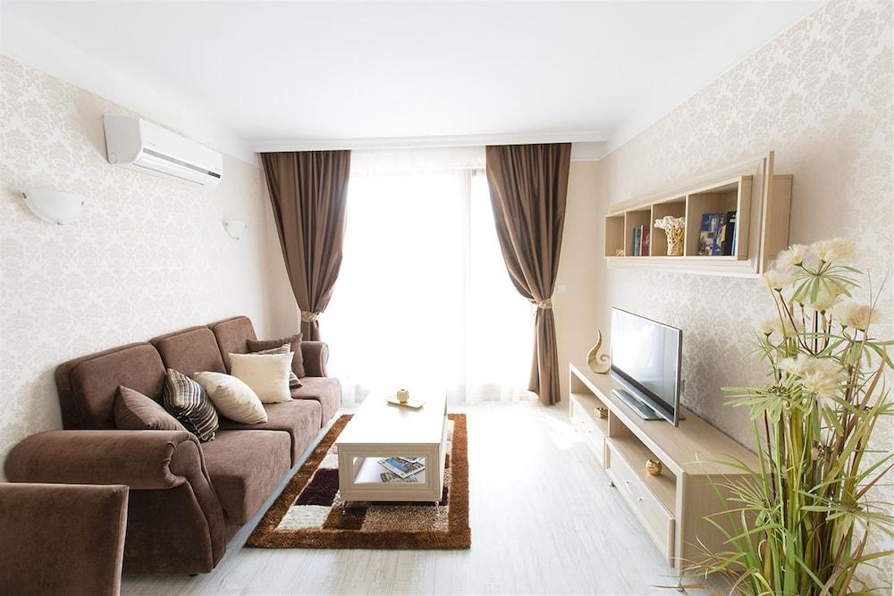 Harmony Suites 2 & 3