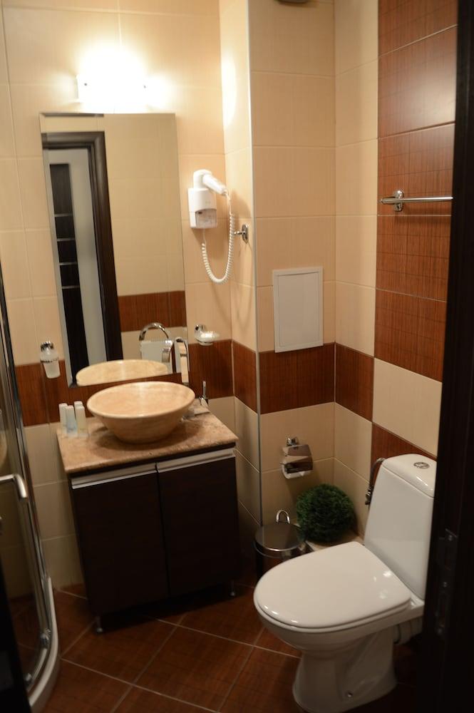 Harmony Suites 2 & 3