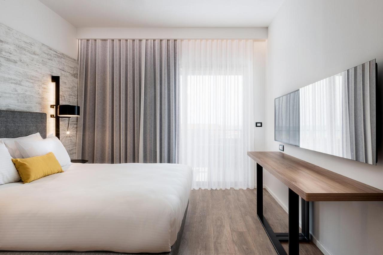 Euphoria Resort, , 