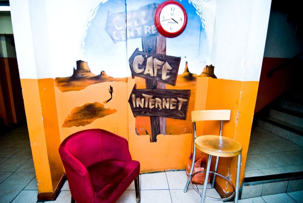 Kensal Green Backpackers