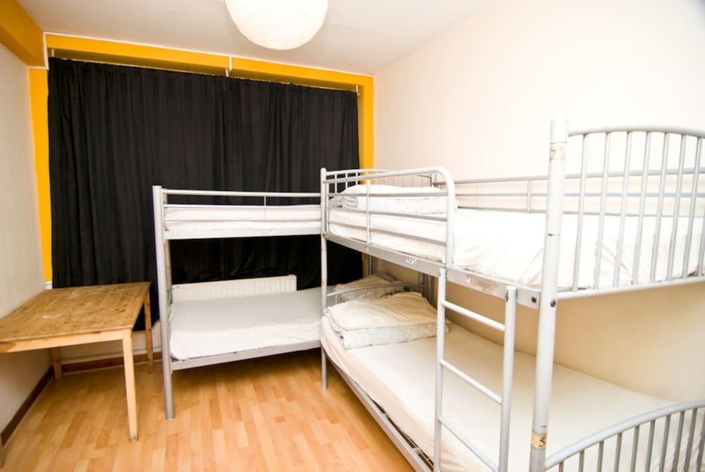 Kensal Green Backpackers