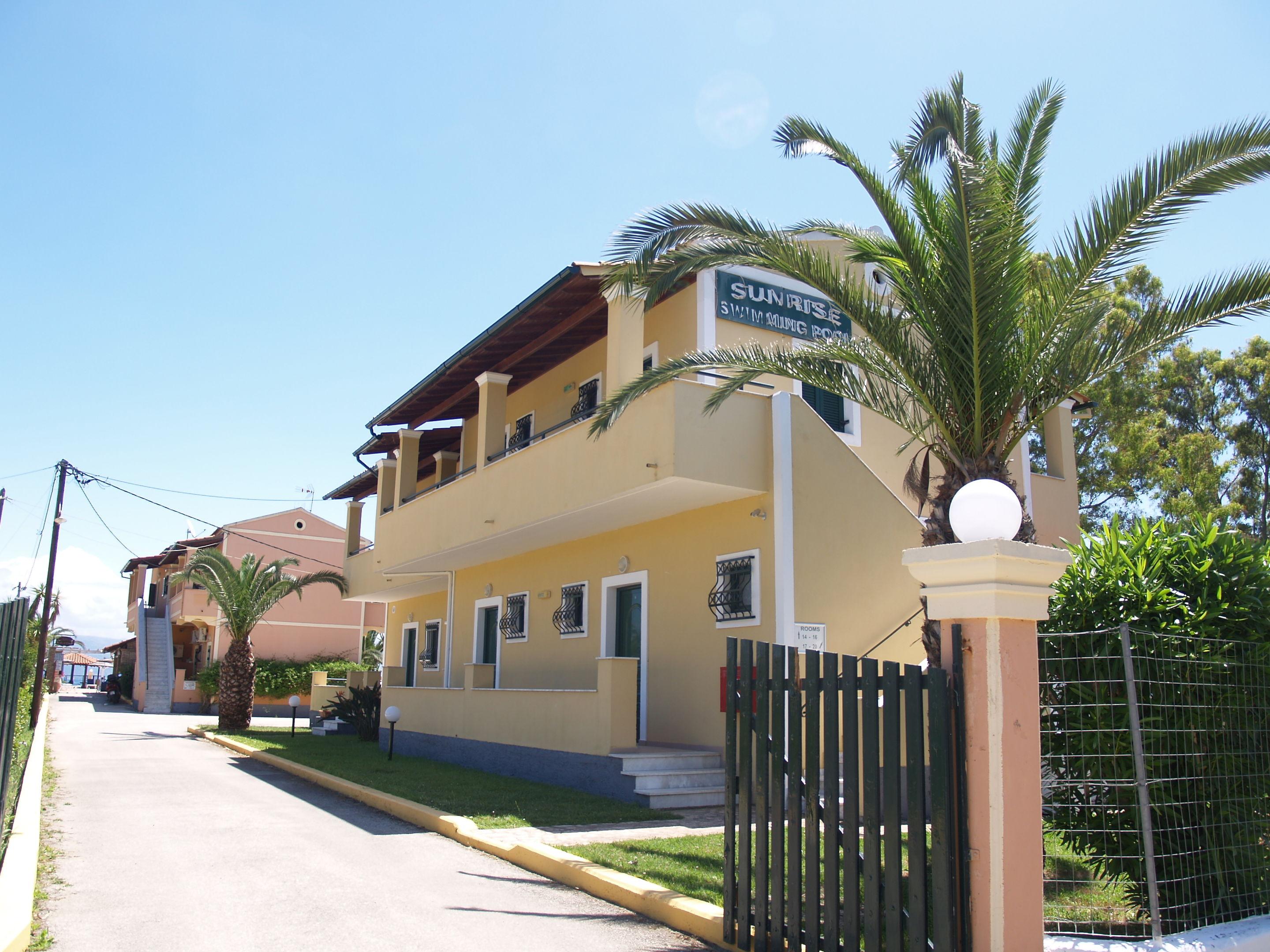 Sunrise Apartments 2 *