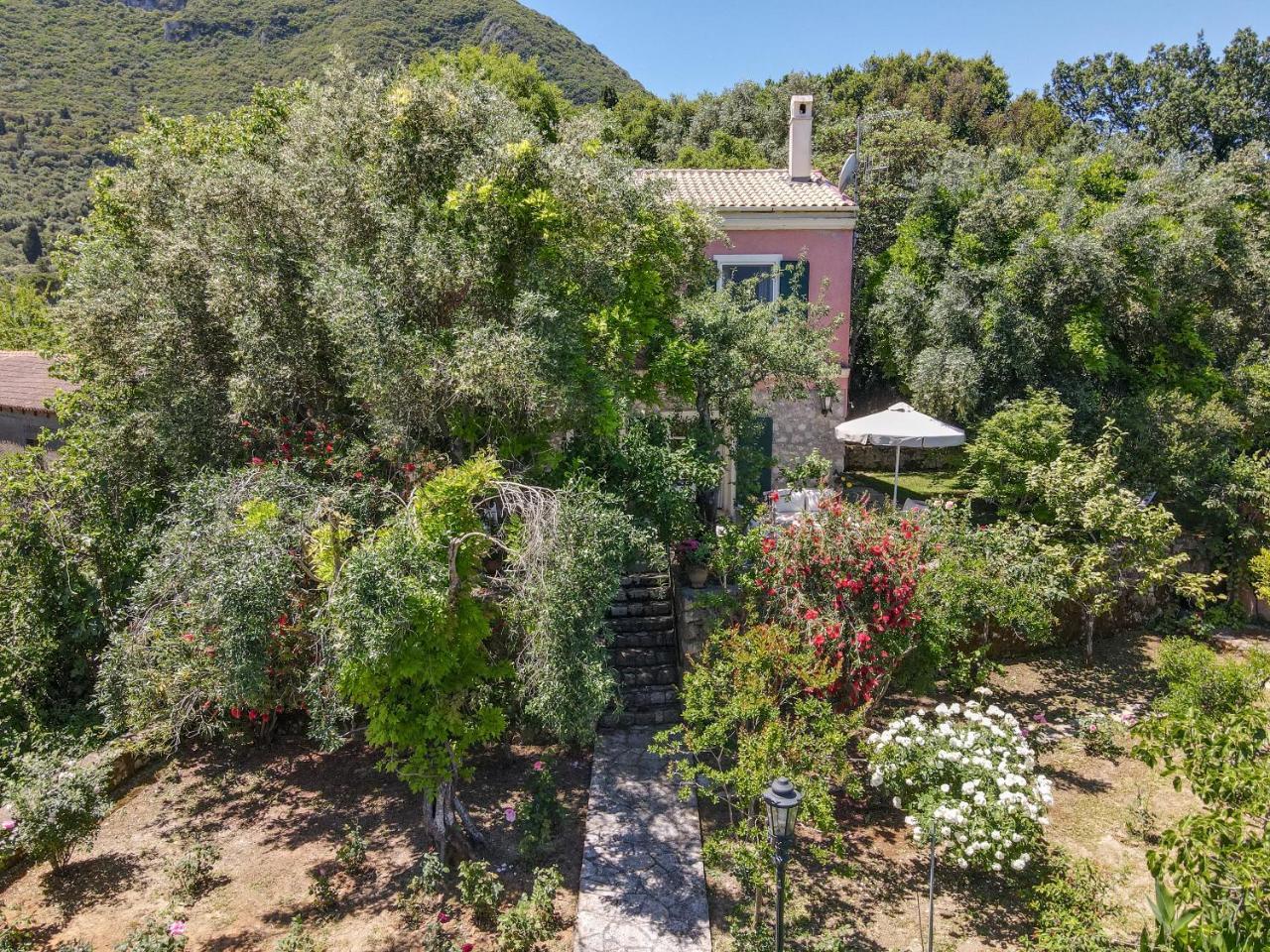 Riza Stone Cottage 