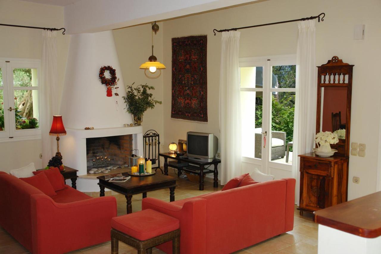Riza Stone Cottage 