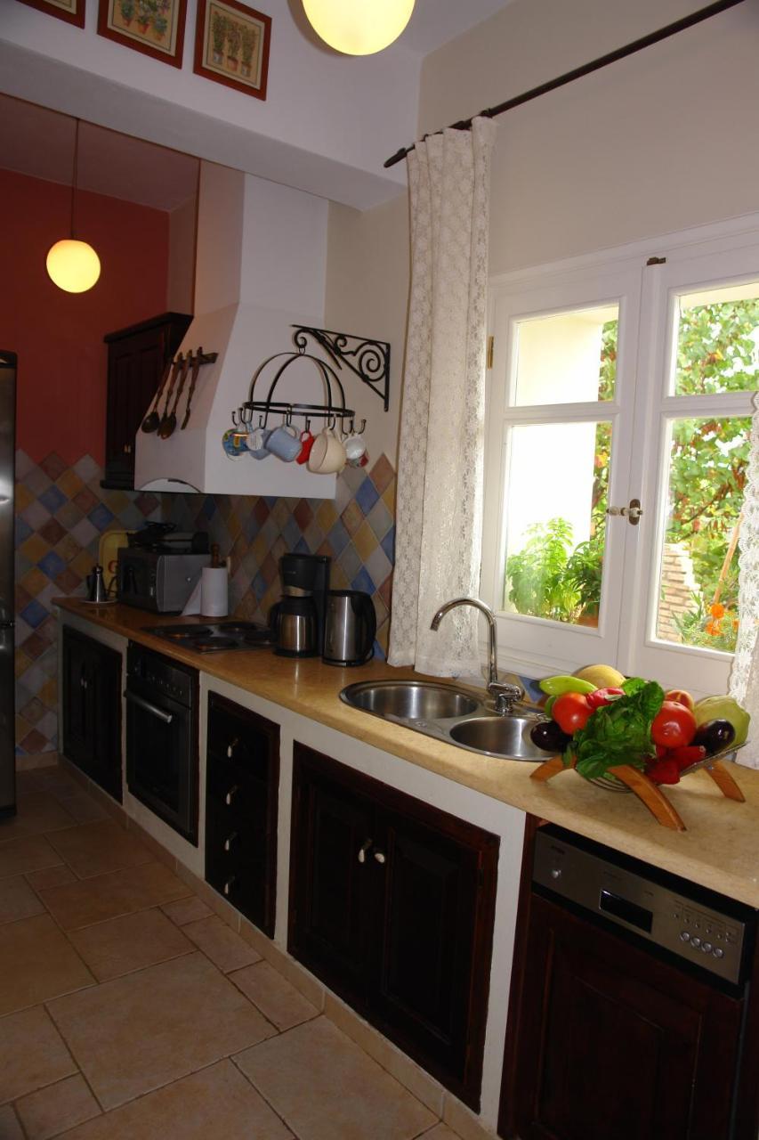 Riza Stone Cottage 