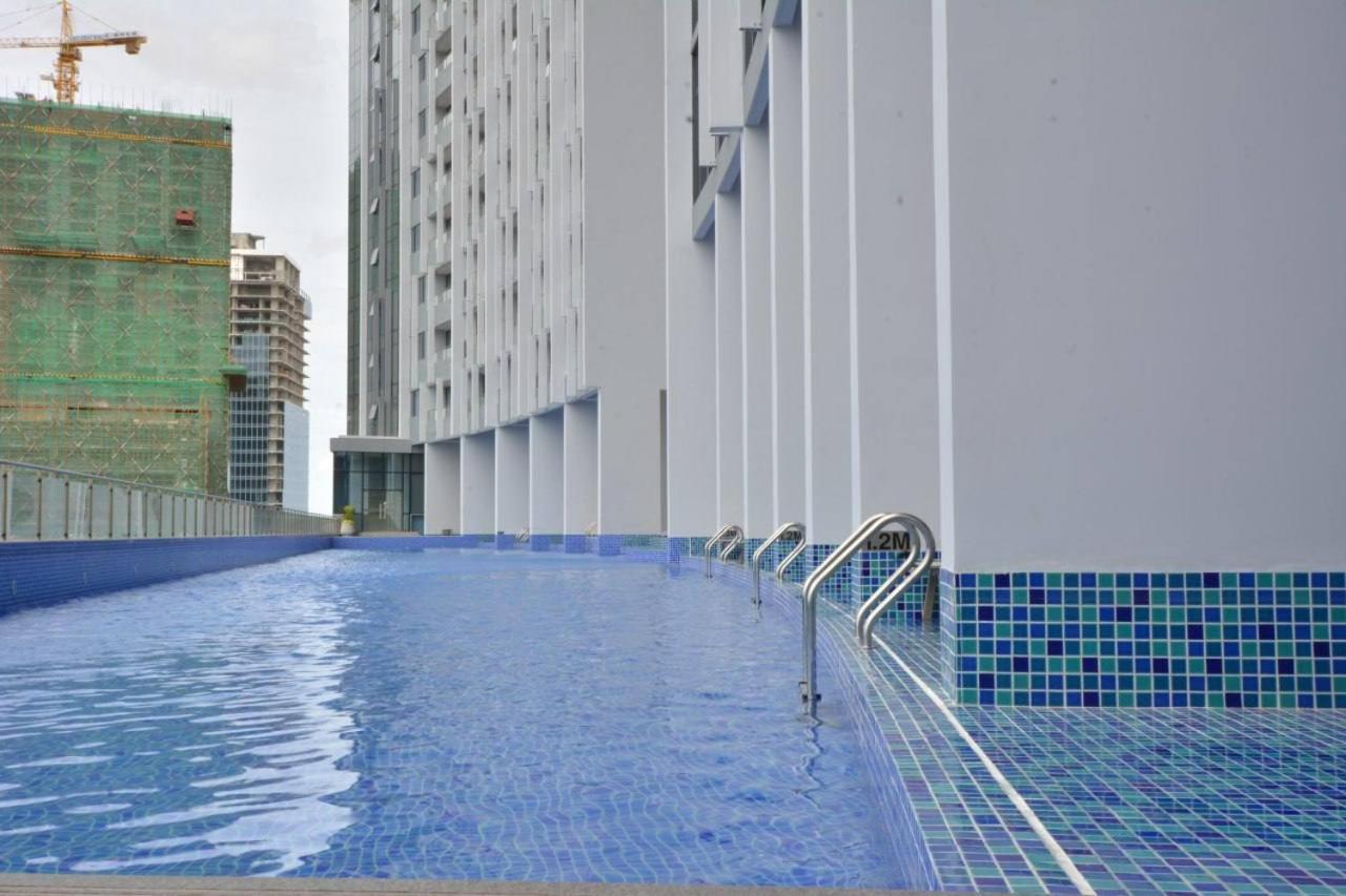 The Bridge Club in Phnom-penh