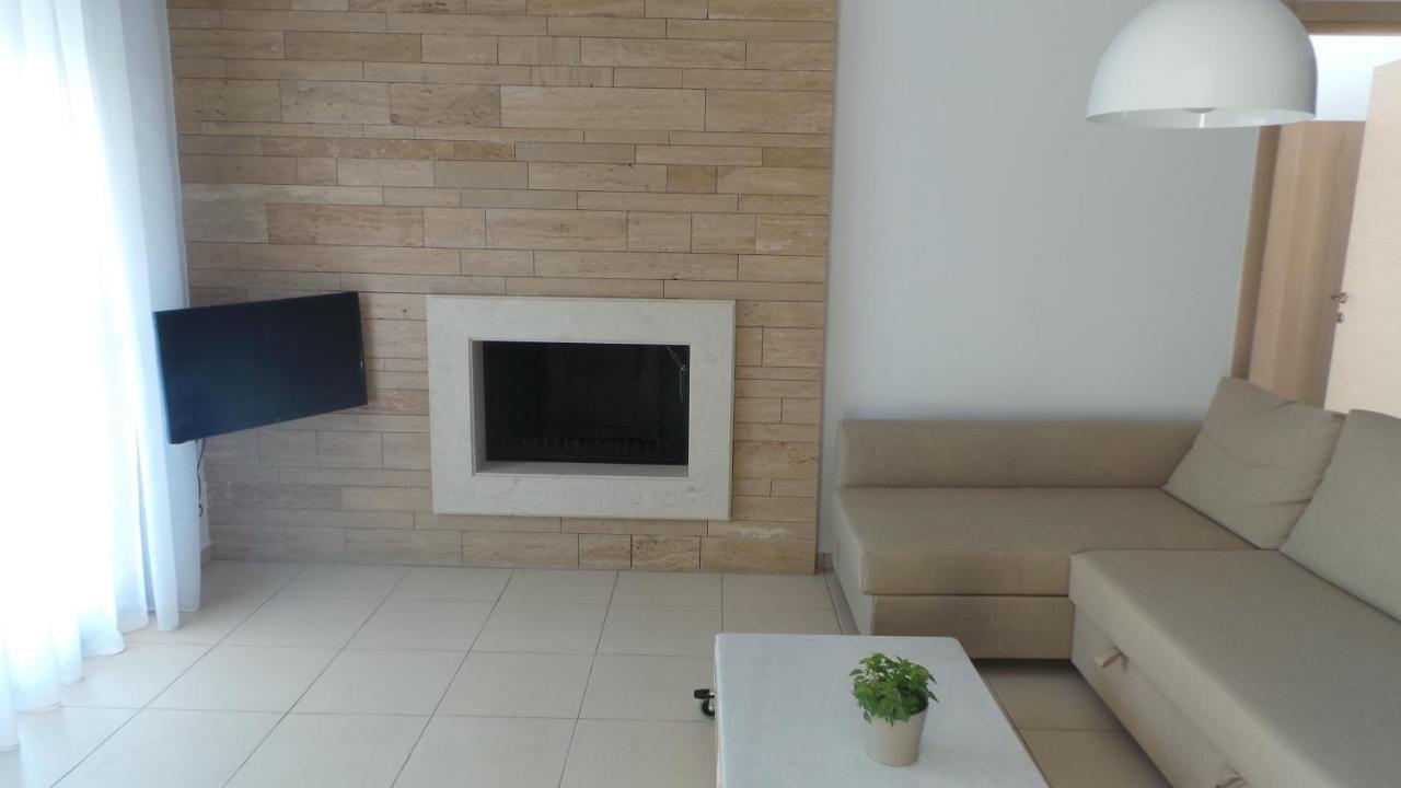 Niovi Boutique Apartments