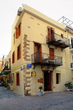 Hera Studios 