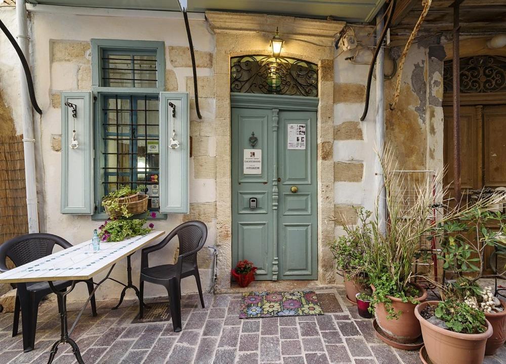 Lena Pension  Lena Pension