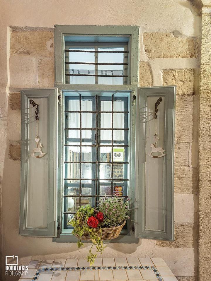 Lena Pension  Lena Pension