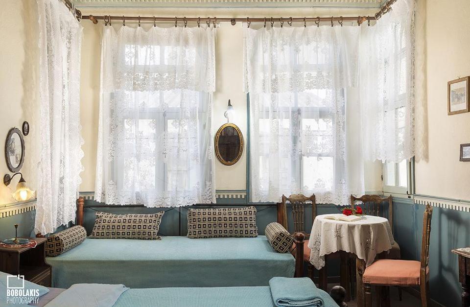 Lena Pension  Lena Pension