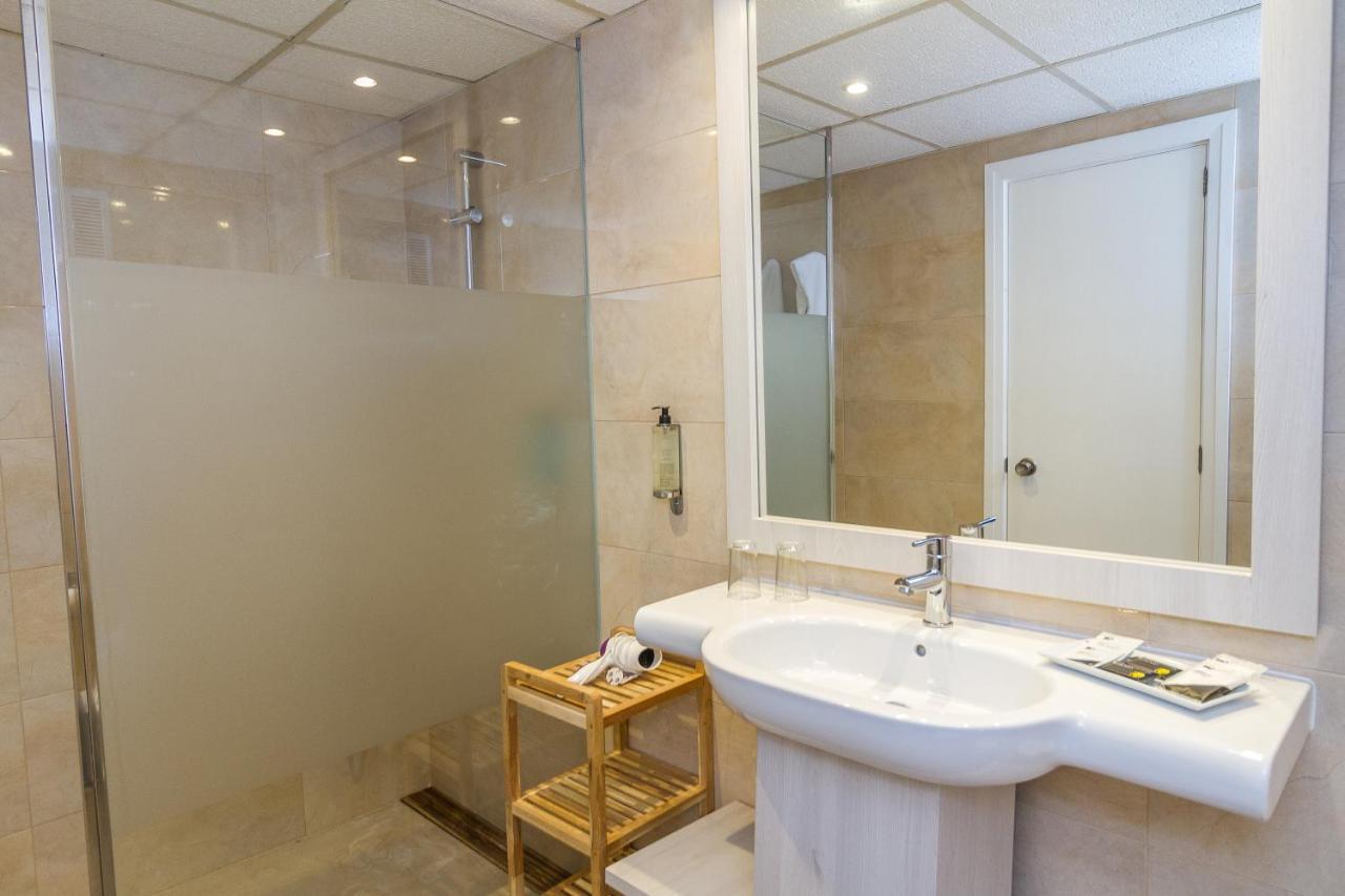 Eix Lagotel Hotel & Apartments