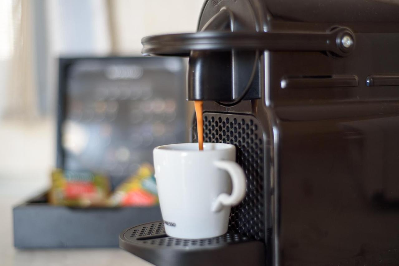 Maria\'s Place 3 * Maria\'s Place 3 *