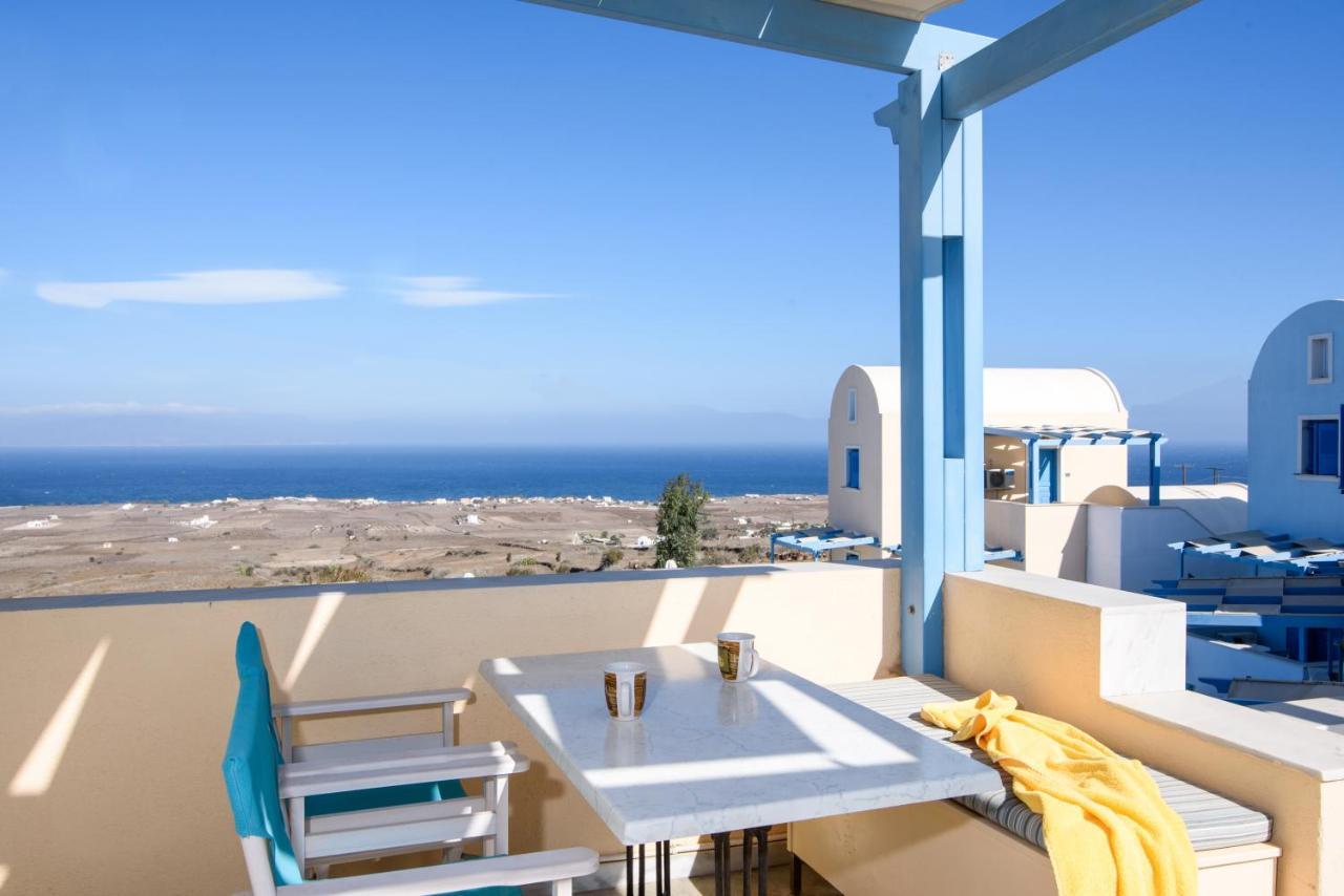 Maria\'s Place 3 * Maria\'s Place 3 *