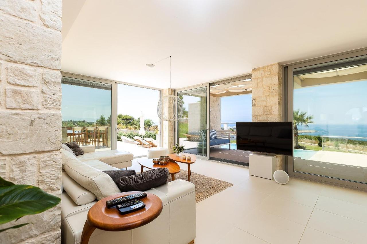 Elias Luxury Villa 5 *