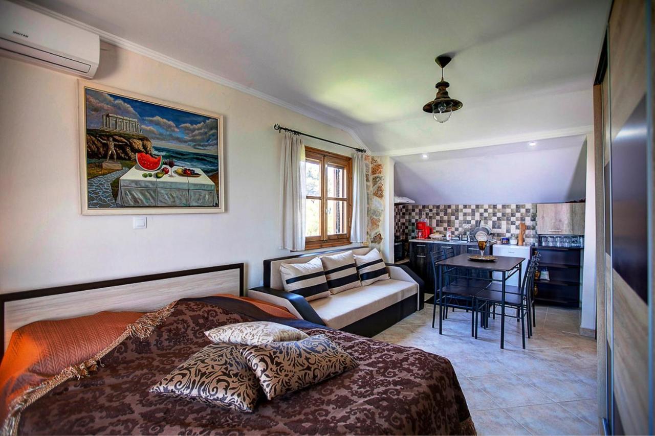 Villa Laskari  - pic #28