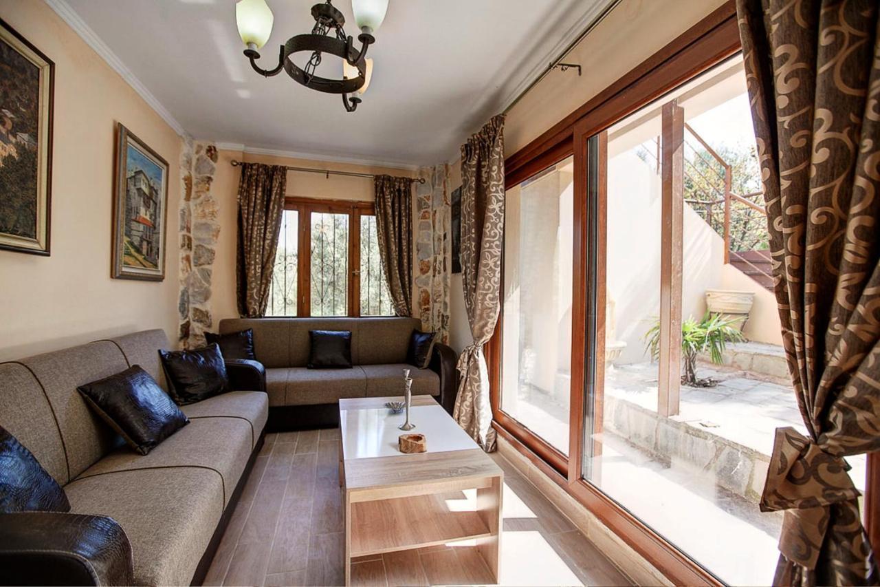 Villa Laskari  - pic #14
