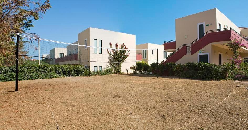 Kambos Village 4 *