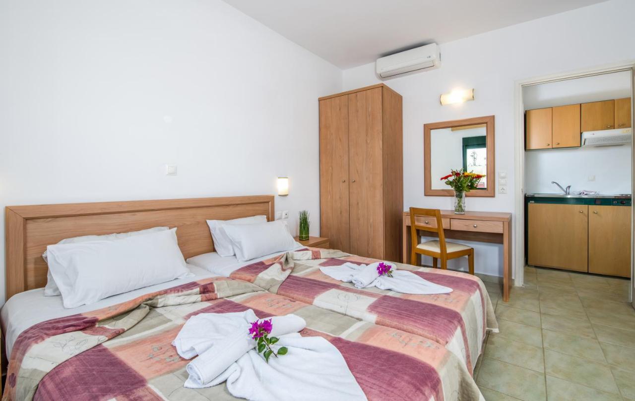 Kambos Village 4 *