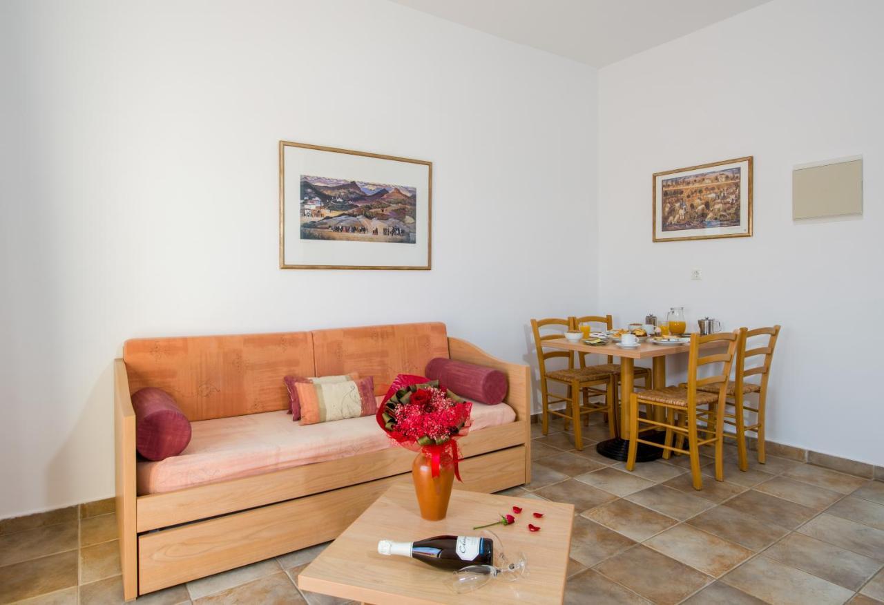 Kambos Village 4 *