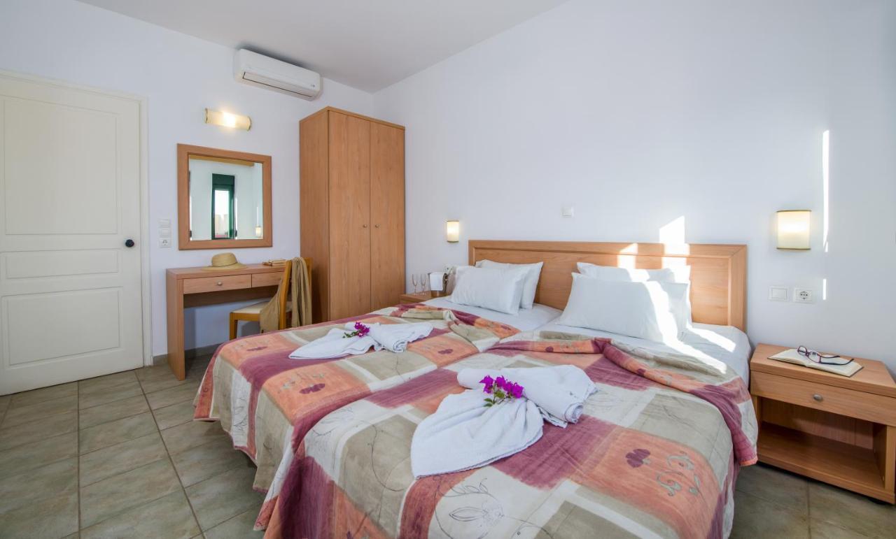 Kambos Village 4 *