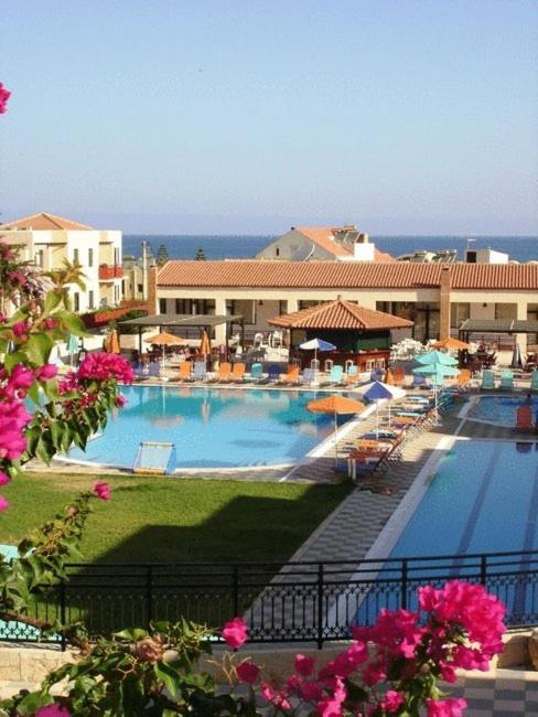 Kambos Village 4 *