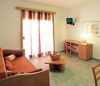 Kambos Village 4 *