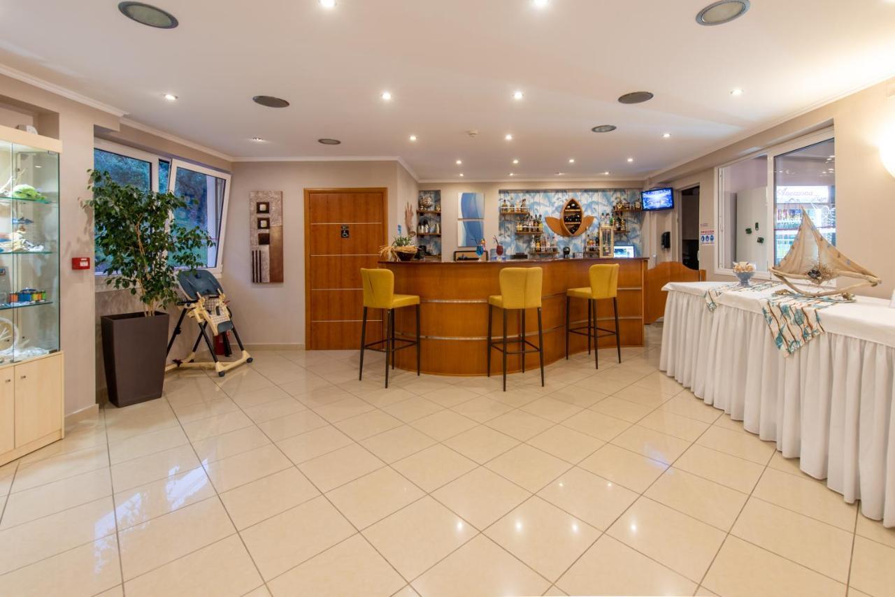 Anemona Beach Hotel 2 *