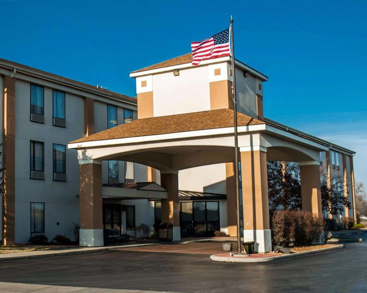 Quality Inn And Suites Near St. Louis And I-255 à Cahokia