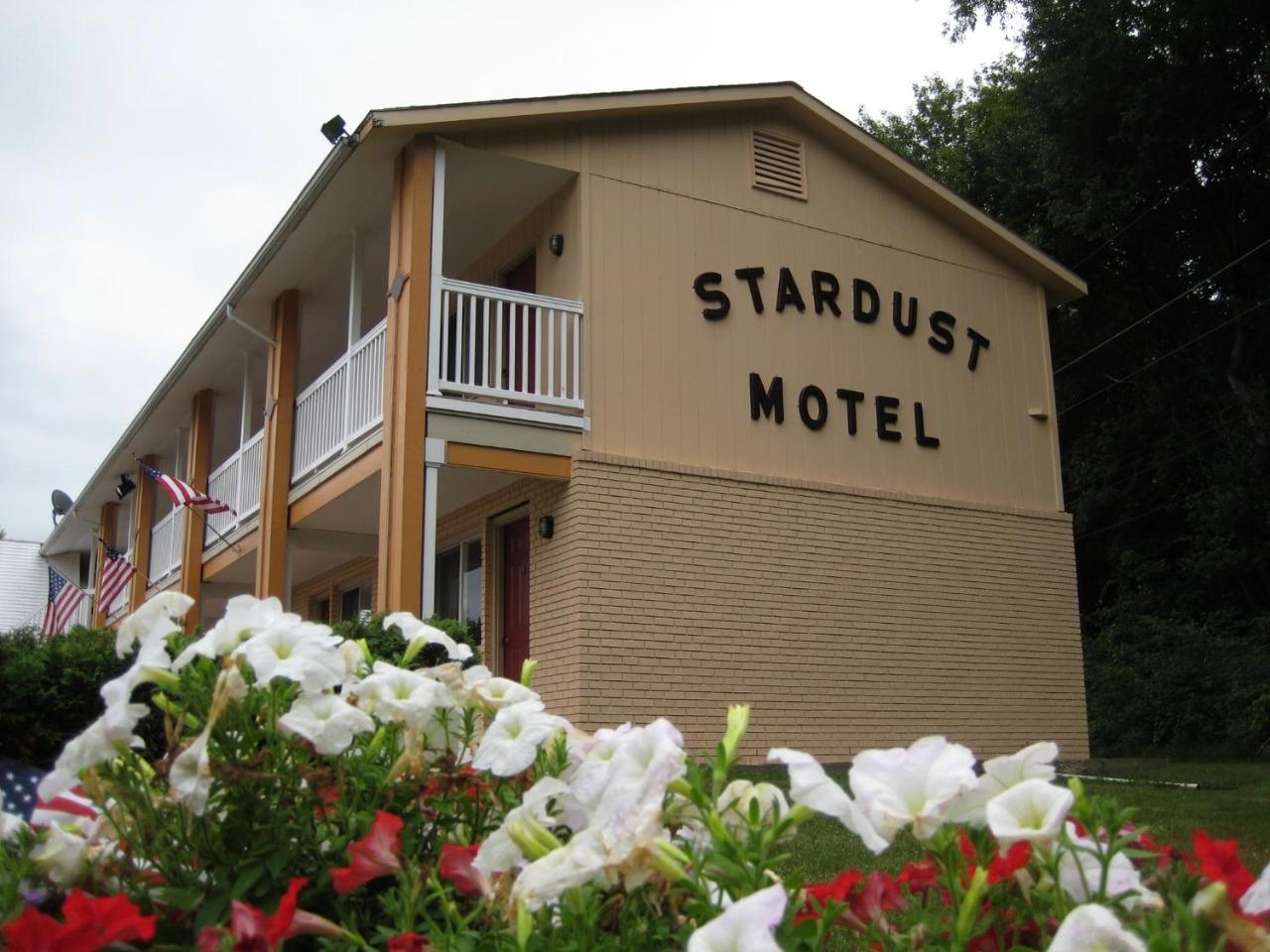 Stardust Motel em North-stonington
