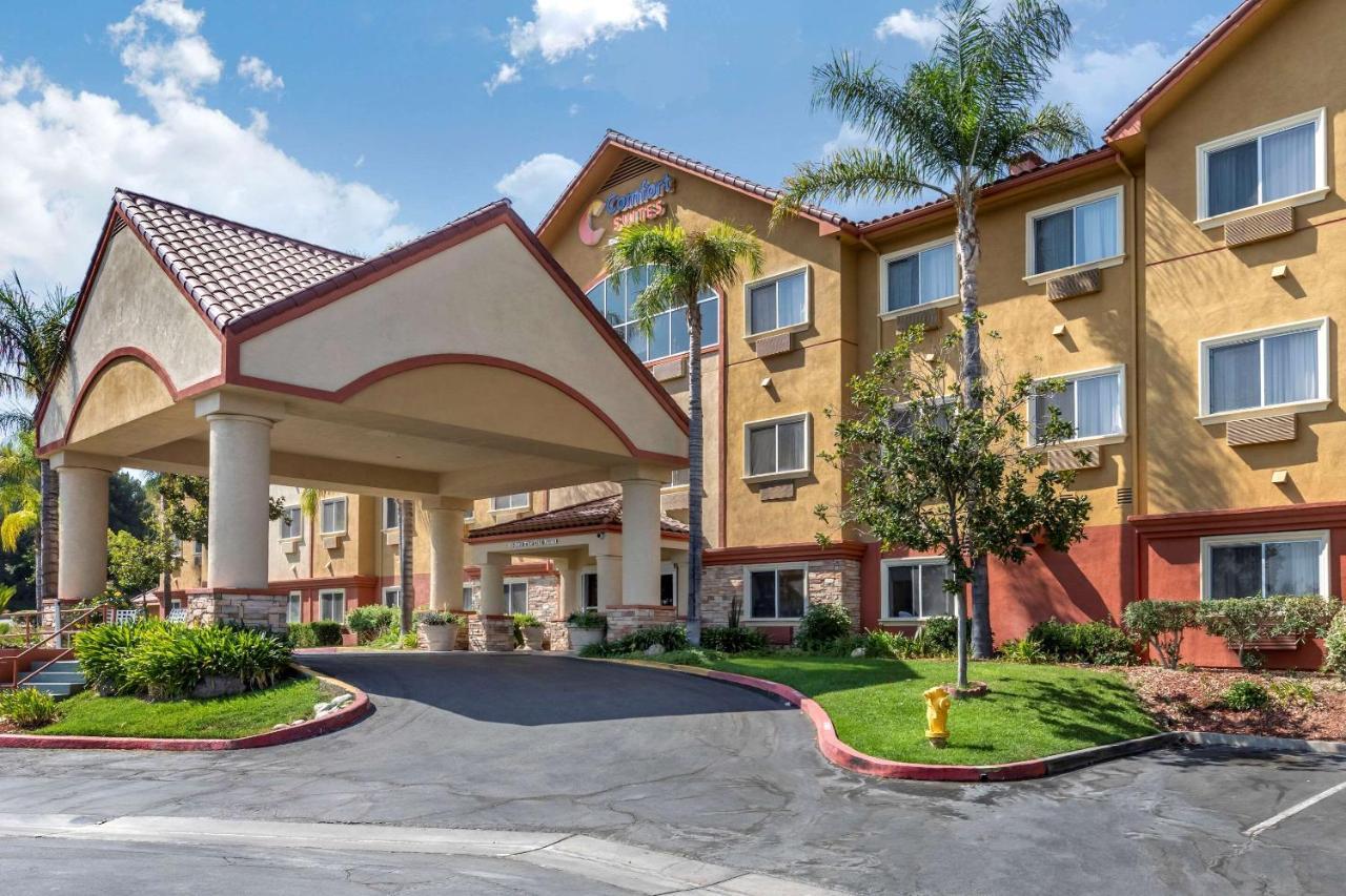 Comfort Suites Near Six Flags Magic Mountain em Stevenson-ranch