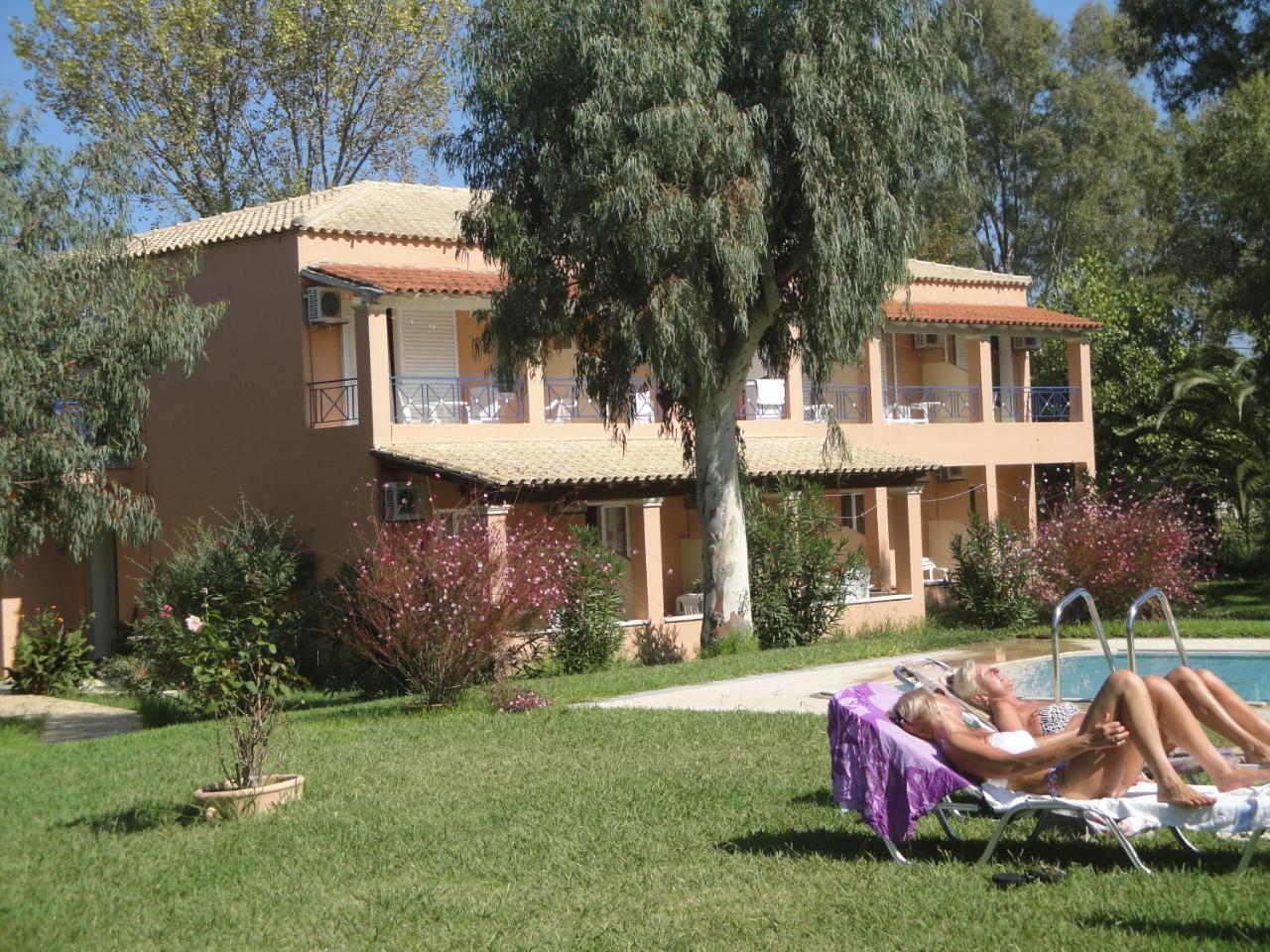 Tellis Pension 2 *