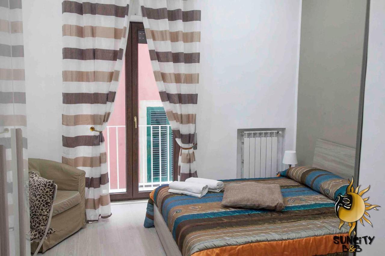 Suncity B&B in Naples