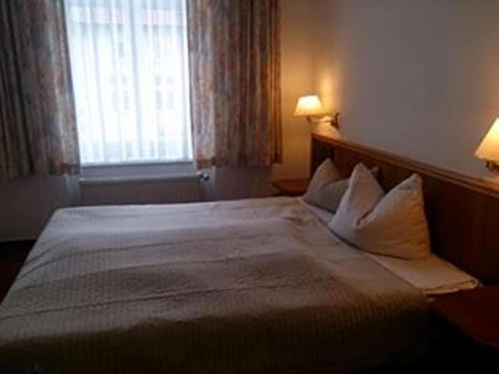 Brocki's Hotel Stadt Hamburg em Parchim