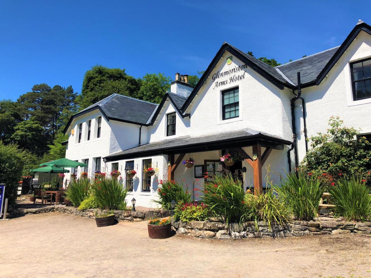 Glenmoriston Arms Hotel em Invermoriston