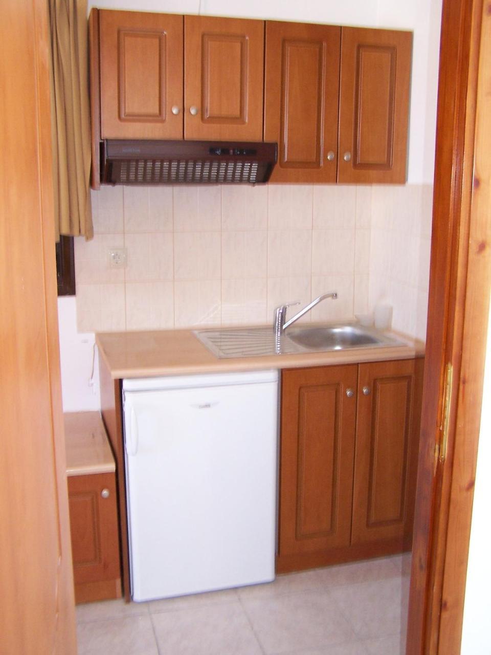 Aptera Hotel 2 *