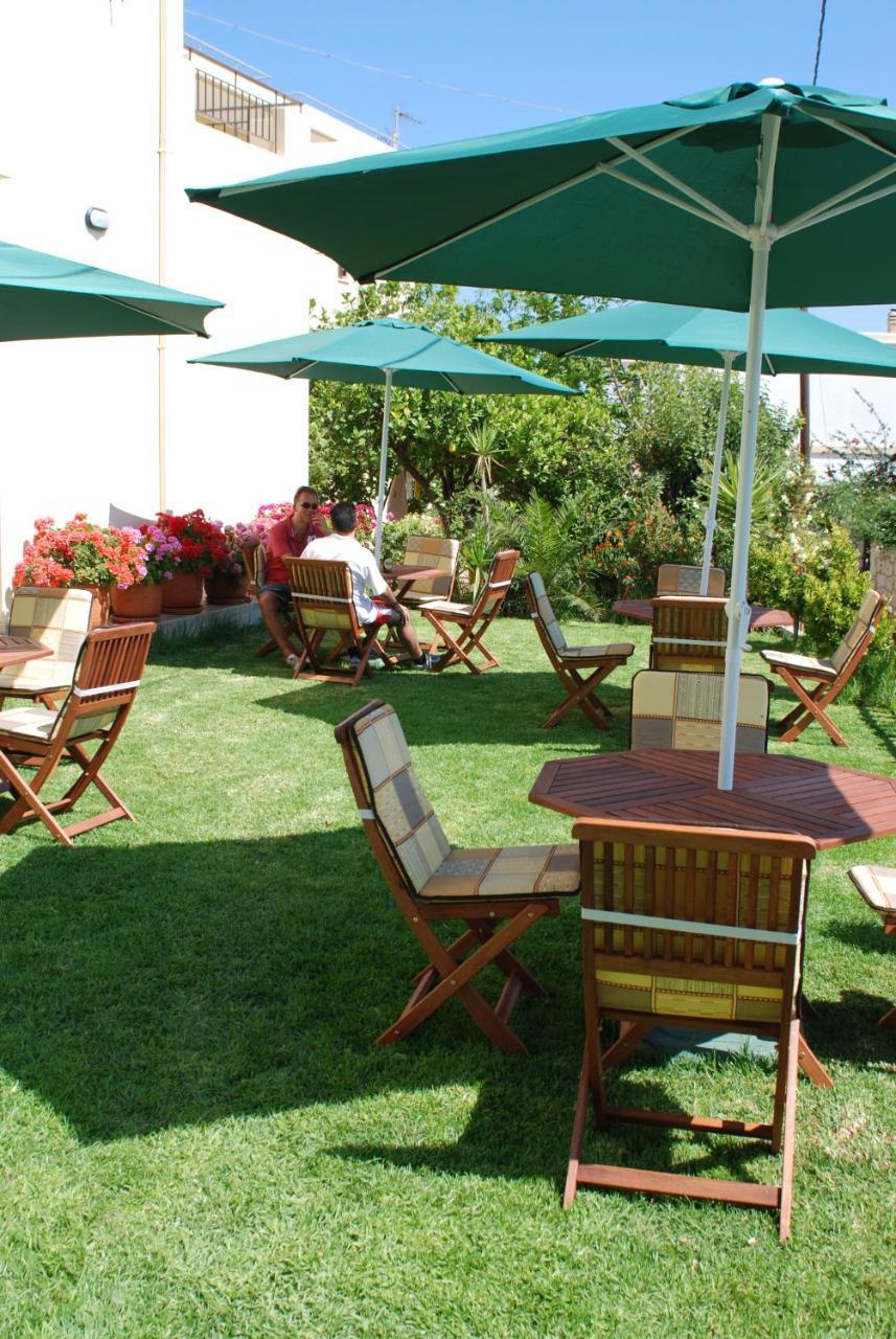Aptera Hotel 2 *