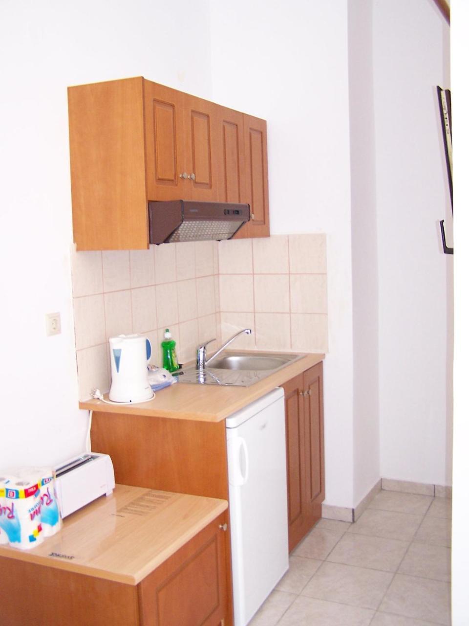Aptera Hotel 2 *