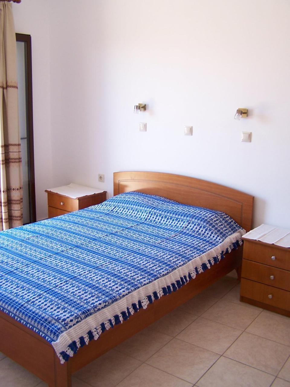 Aptera Hotel 2 *
