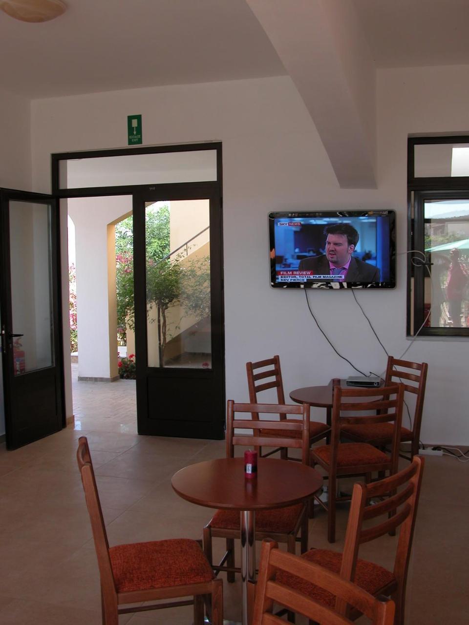 Aptera Hotel 2 *