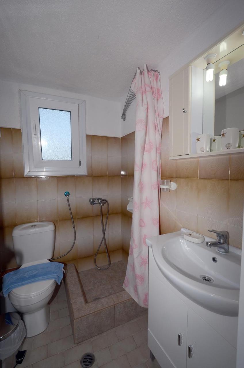 Pegasus Studios & Apartments 3 *
