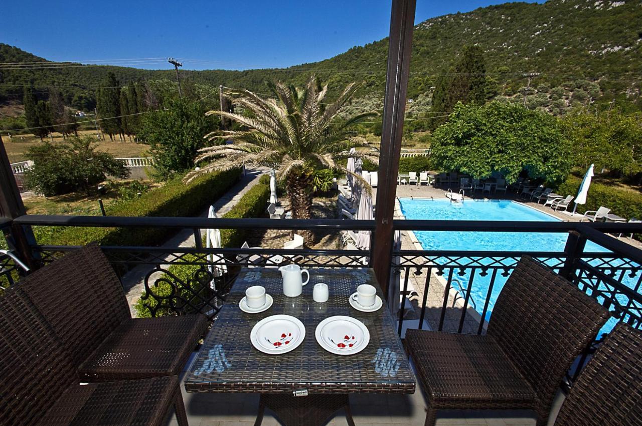 Pegasus Studios & Apartments 3 *