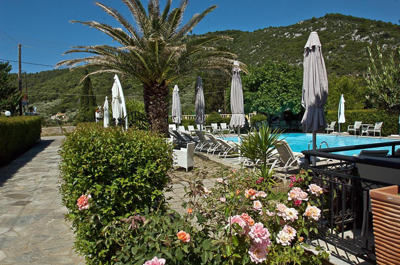 Pegasus Studios & Apartments 3 *