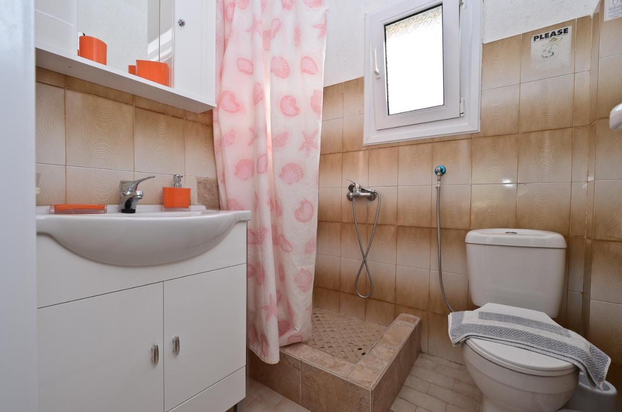 Pegasus Studios & Apartments 3 *