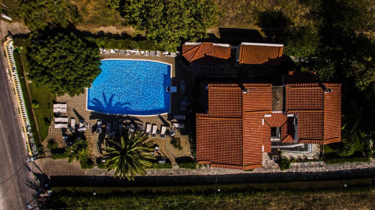 Pegasus Studios & Apartments 3 *