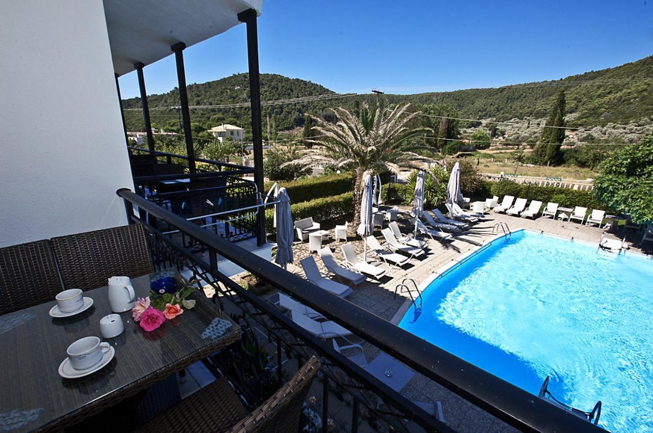 Pegasus Studios & Apartments 3 *